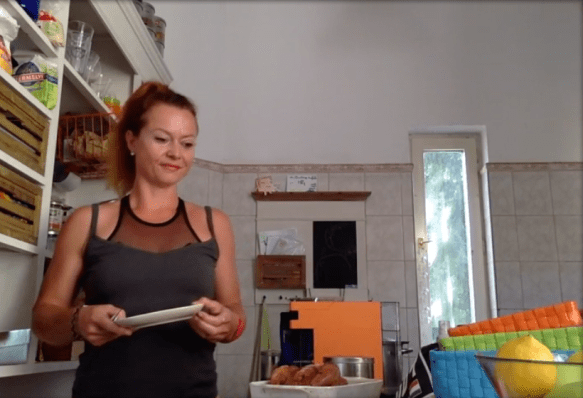 Képernyőfotó 2016-08-06 - 22.55.35